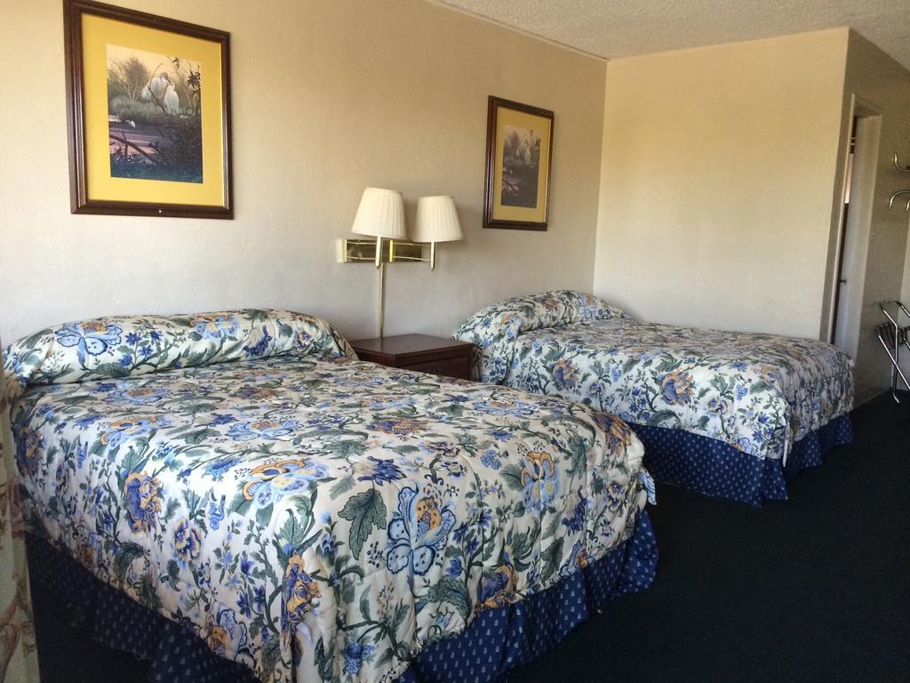 Sanger Townhouse Motel מראה חיצוני תמונה