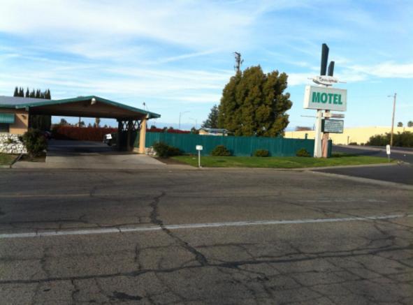 Sanger Townhouse Motel מראה חיצוני תמונה